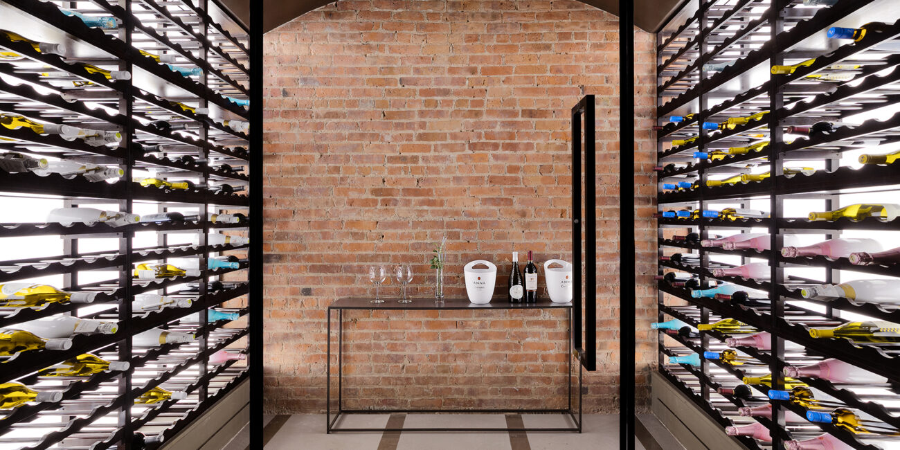 appartamento di lusso: cantina vini