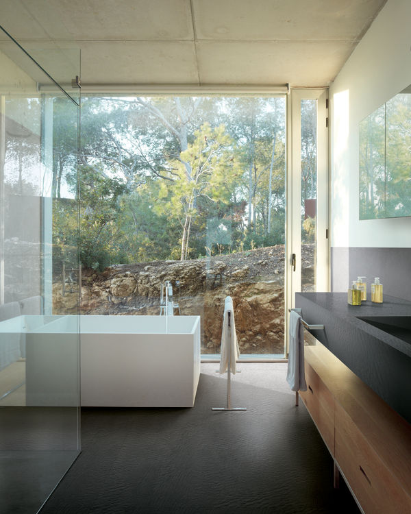 pavimento bagno scuro
