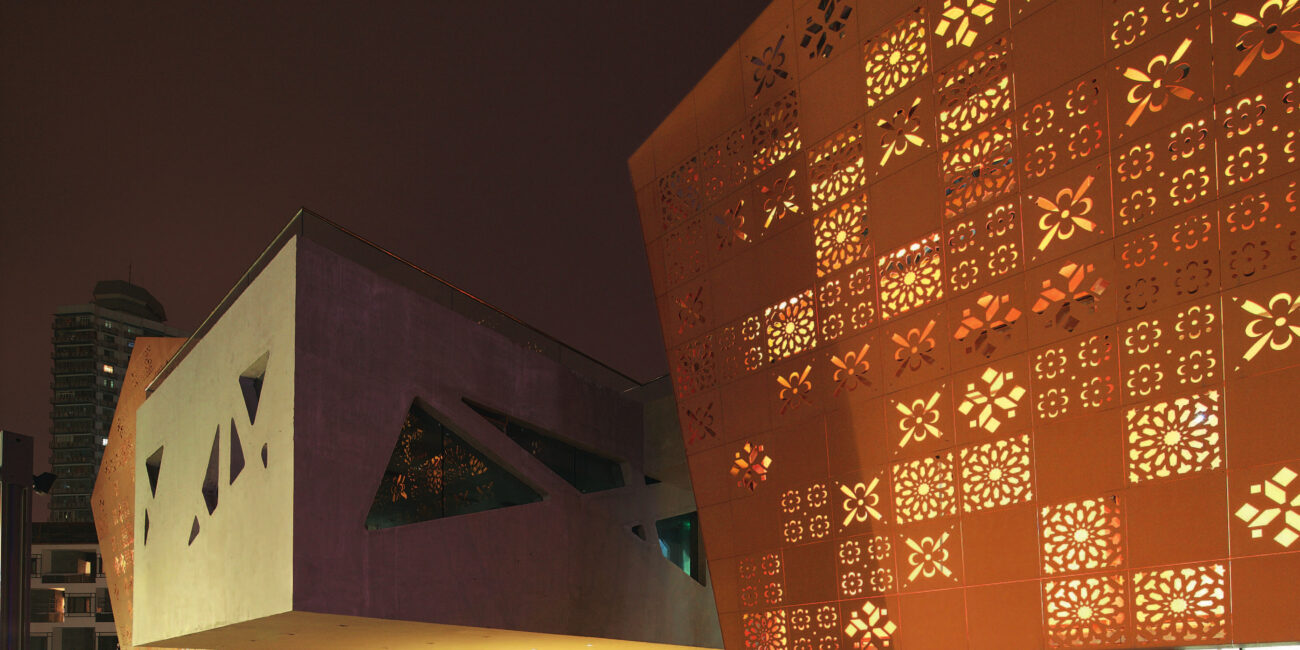 expo 2010: facciata esterna padiglione