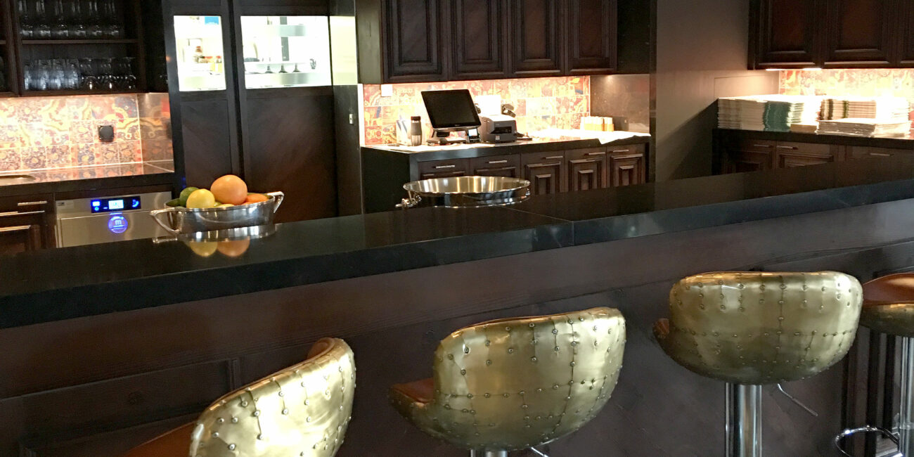 STONE-ITALIANA-hotellerie-bancone-bar-2