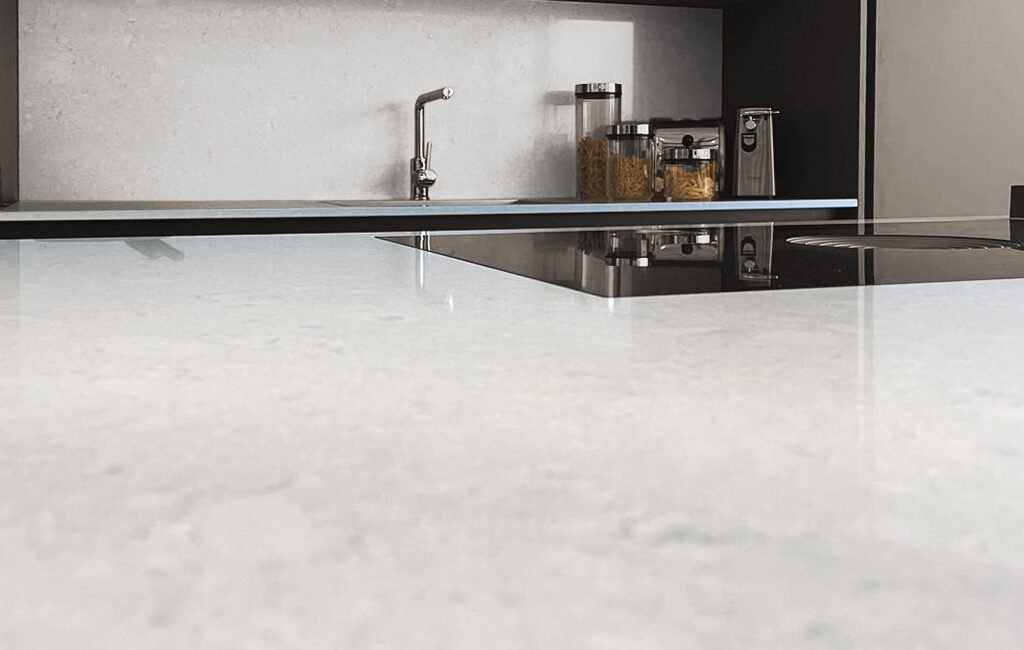 Stoneitaliana_Onesolid_cucina_01_PlanetWhite_mod01GEO2