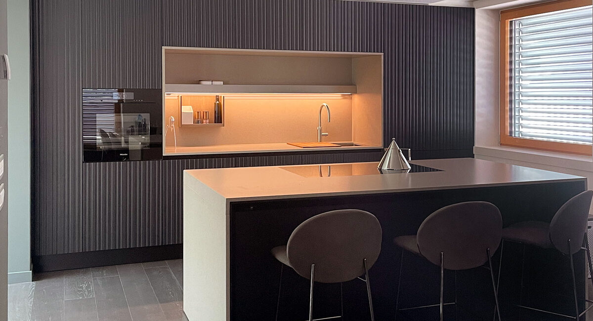 stone-italiana-cosmolite-cucina-sostenibile-bancone-cucina1