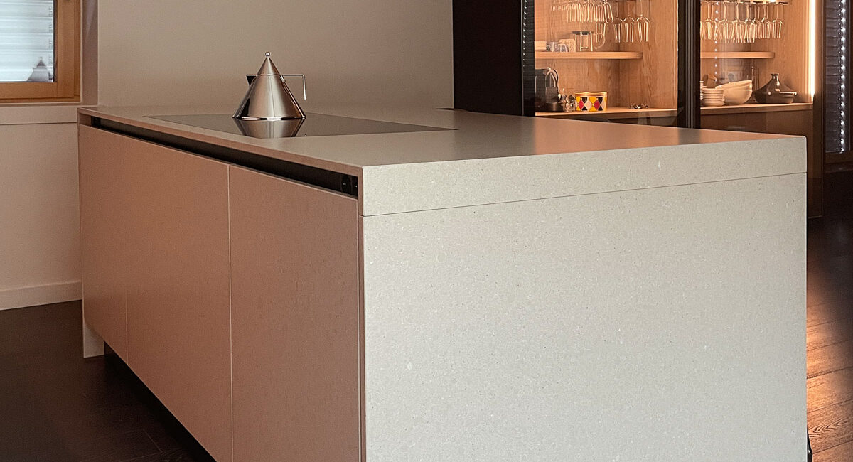 stone-italiana-cosmolite-cucina-sostenibile-bancone-cucina7