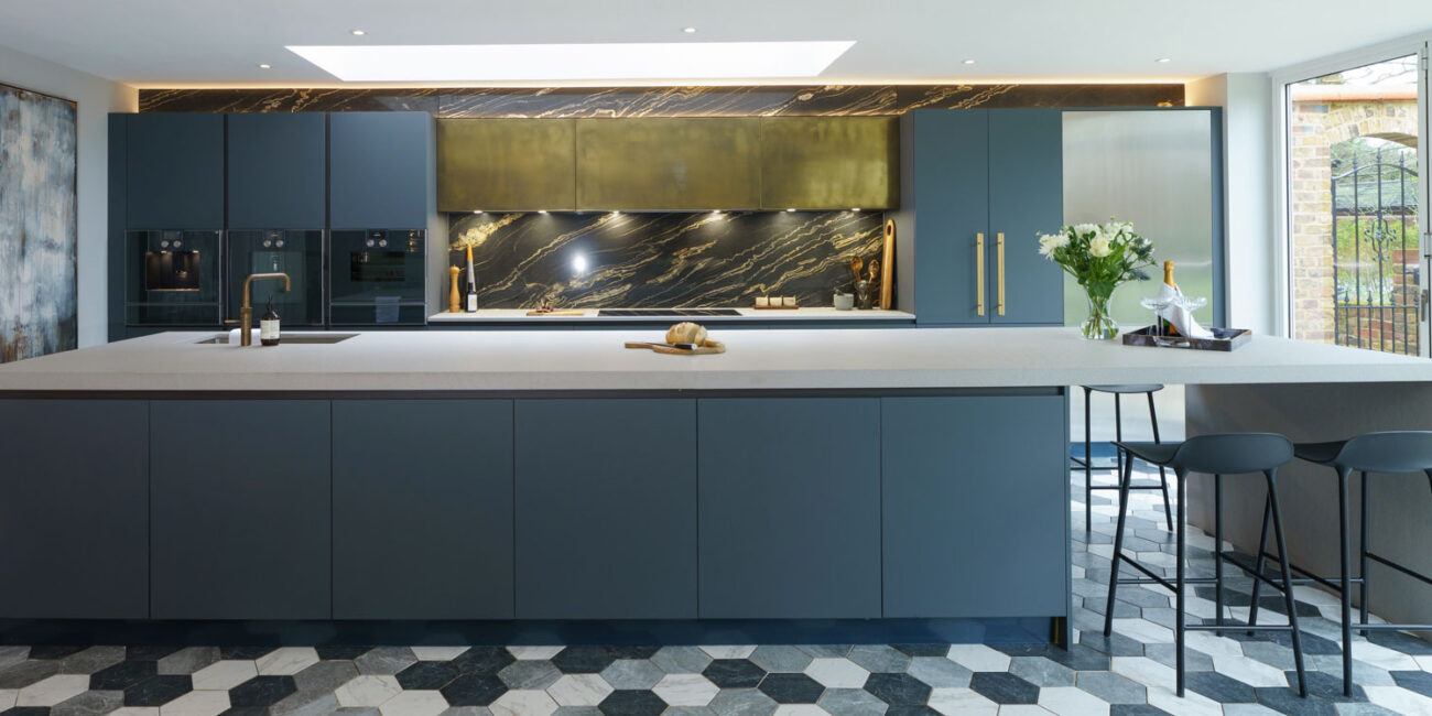 stone-italiana-isola-cucina-moderna-cmt-essential-luna