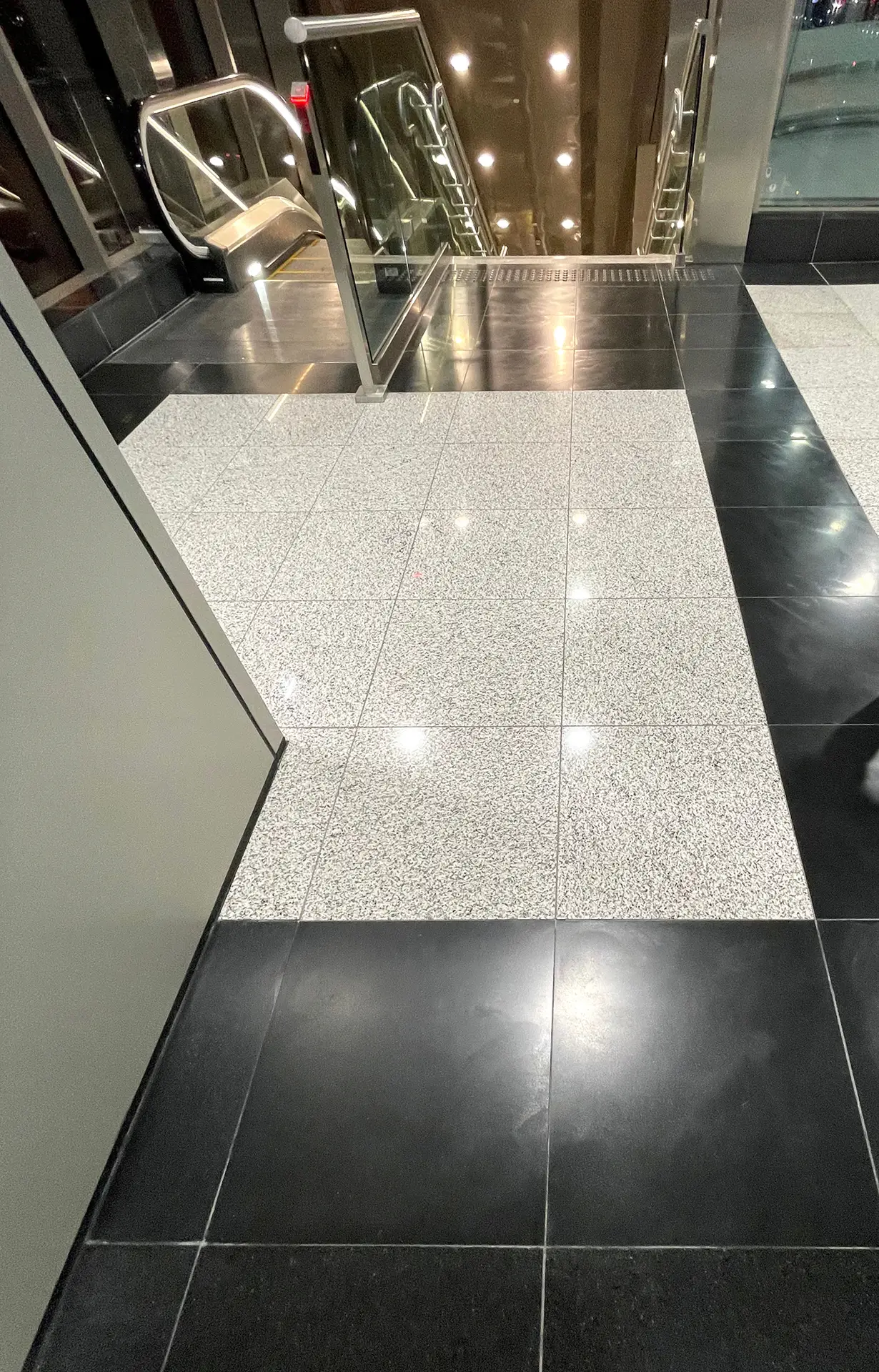 stone-italiana-expo-2020-dubai-stop-quartz00021